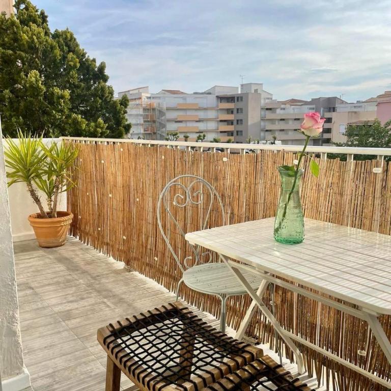 Le Terre&Mer studio à 150m des plages et du port - Studio avec Balcon - 10