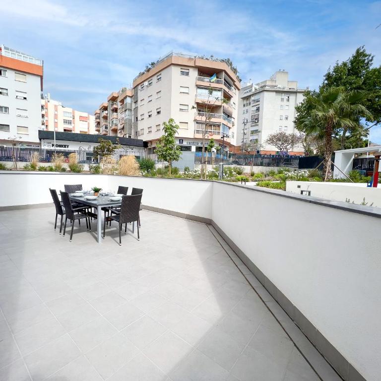 Apartment in Marbella Center with private parking - Apartamento de 3 dormitorios - 53