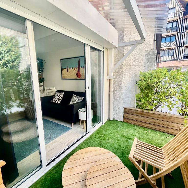 Deauville, maison au coeur de la ville - Haus mit 1 Schlafzimmer - 2