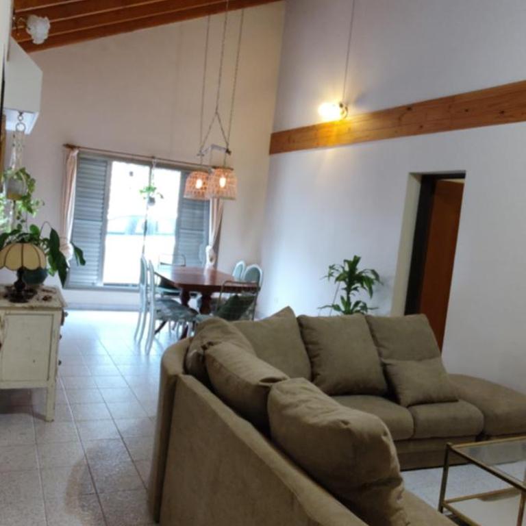 Trelewinca: Casa Centrica - Casa de 3 dormitorios - 1