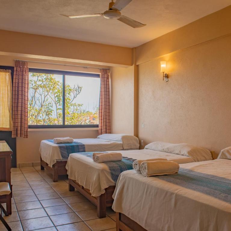 Hotel El Mirador - Habitación Triple con balcón - 8