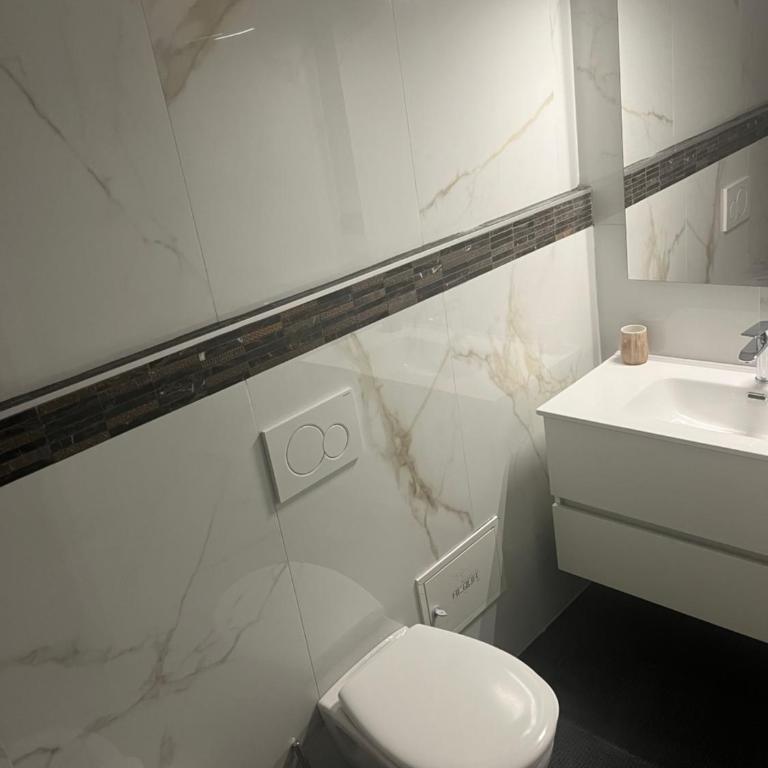 Luxury Suite Mimi - One-Bedroom House - 5