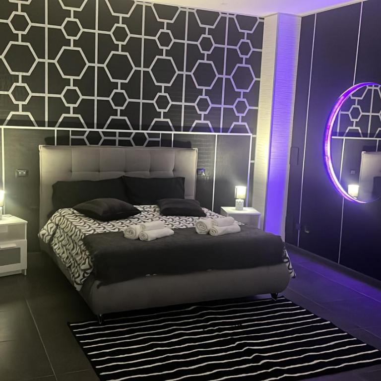 Luxury Suite Mimi - One-Bedroom House - 1
