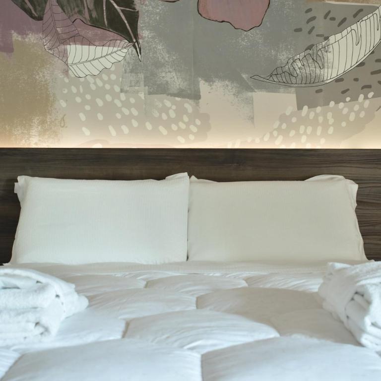 Welc-om Royal Garden luxury rooms - Camera Matrimoniale Deluxe - 9