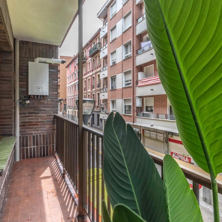 New! Lovely 4-Bedroom Loft in Bilbao - Apartamento - 32