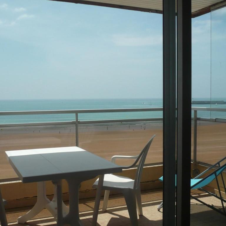 Studio face à la mer avec balcon, proche centre - FR-1-331-55 - Studio - 8