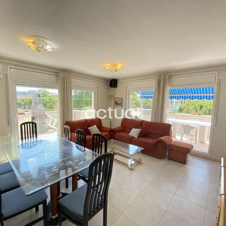 REINA FABIOLA 1 2º 3ª - Two-Bedroom Apartment - 1