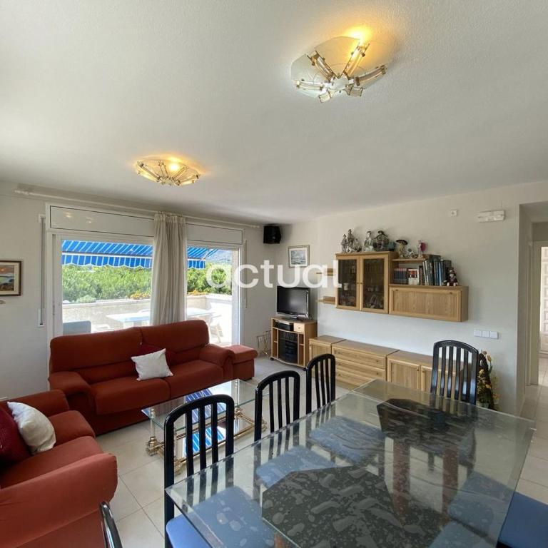 REINA FABIOLA 1 2º 3ª - Two-Bedroom Apartment - 3