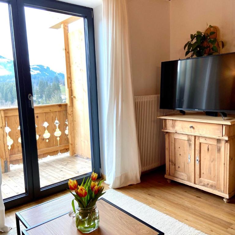 Landhaus Barbara - One-Bedroom Apartment with Shower - 11