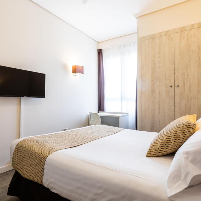 Sweet Hotel Continental - Double or Twin Room - 7