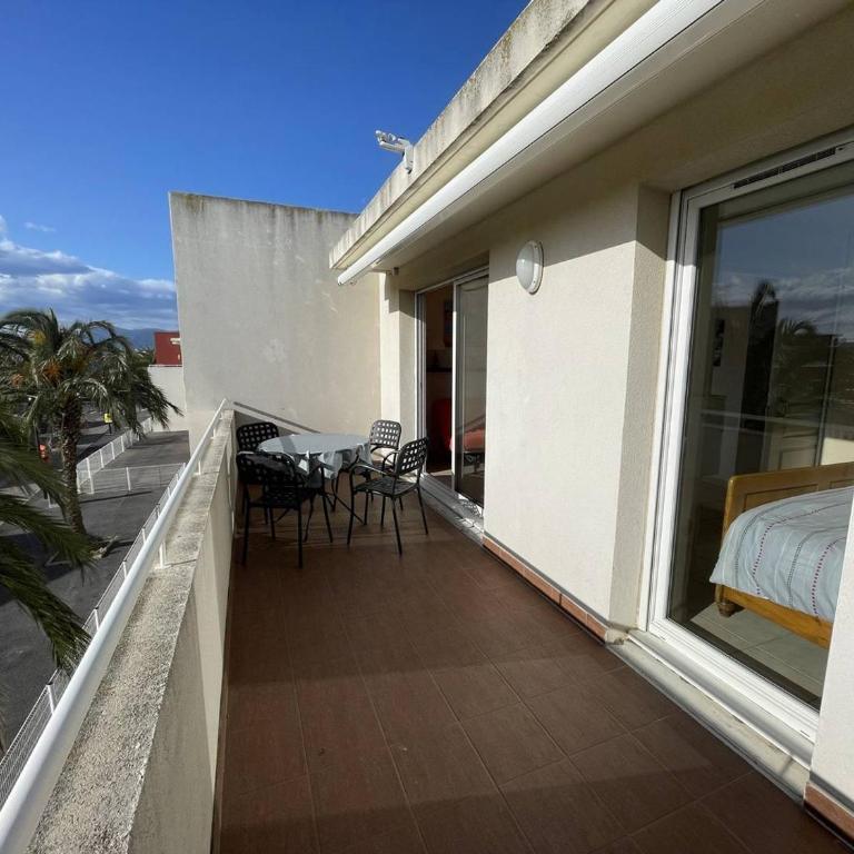 Bel T2 avec Garage, Terrasse et Animaux Admis - Saint-Cyprien Plage - FR-1-106-96 - Apartment - 6