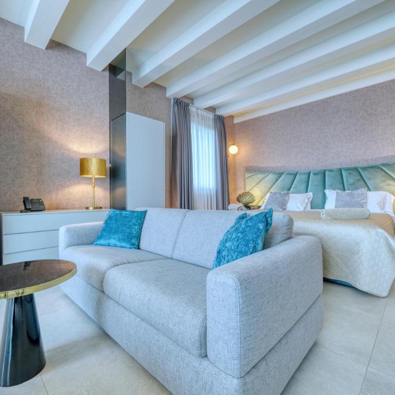 Palazzo della Scala Hotel - Luxury Suites & Spa - Suite with Whirlpool and Lake View - 2