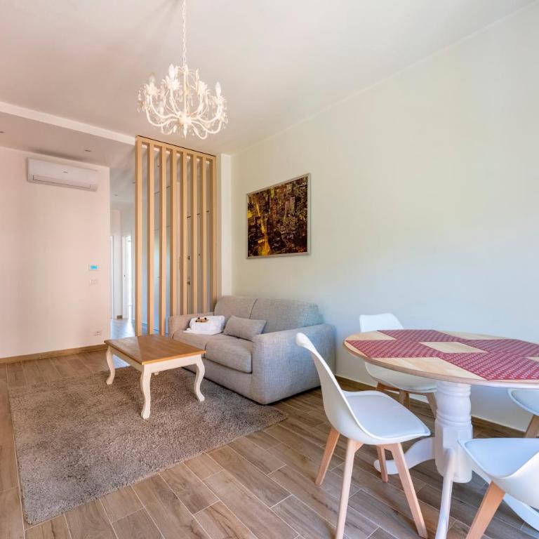 JOIVY Lele Apartment with Swimming Pool - Appartamento con 2 Camere da Letto - 3