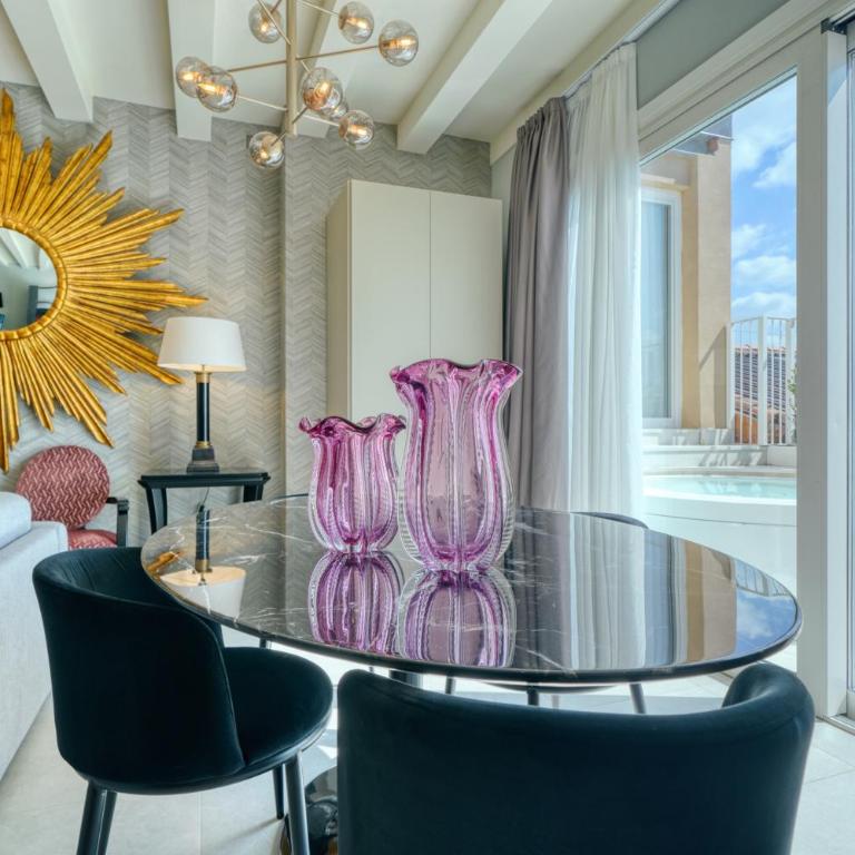 Palazzo della Scala Hotel - Luxury Suites & Spa - Two-Bedroom Suite with Whirlpool and Lake View - 10
