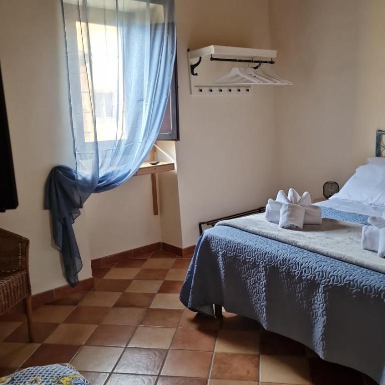 Le Pettegole - Two-Bedroom House - 36