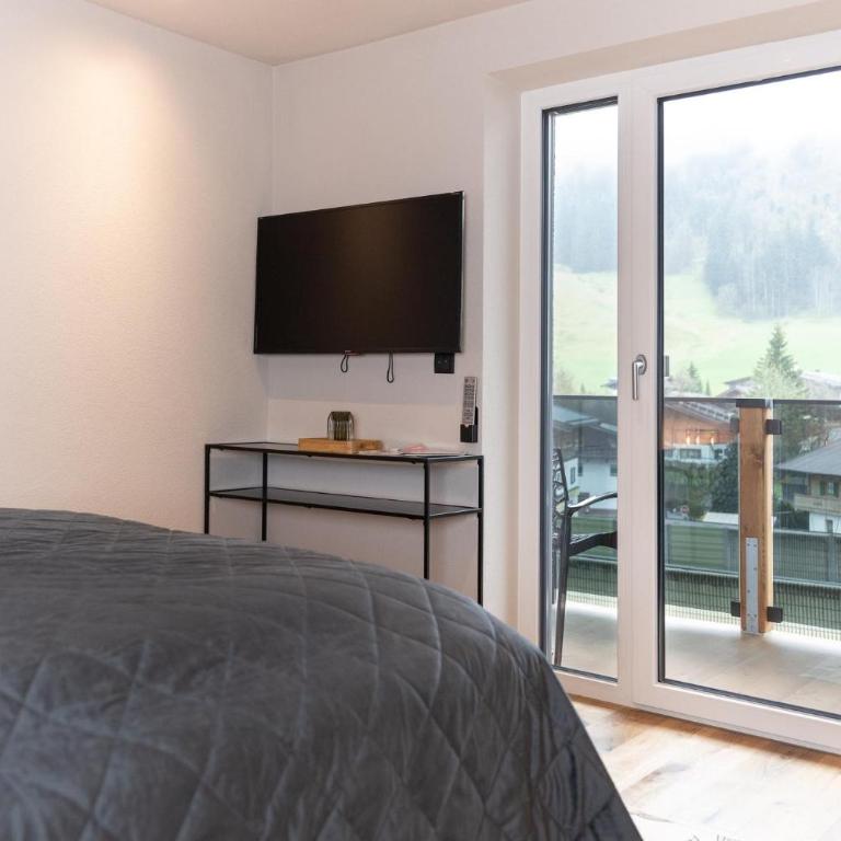 Going Living - Superior Apartment mit Dusche - 7