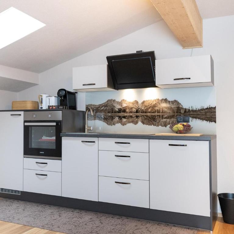 Going Living - Superior Apartment mit Dusche - 13
