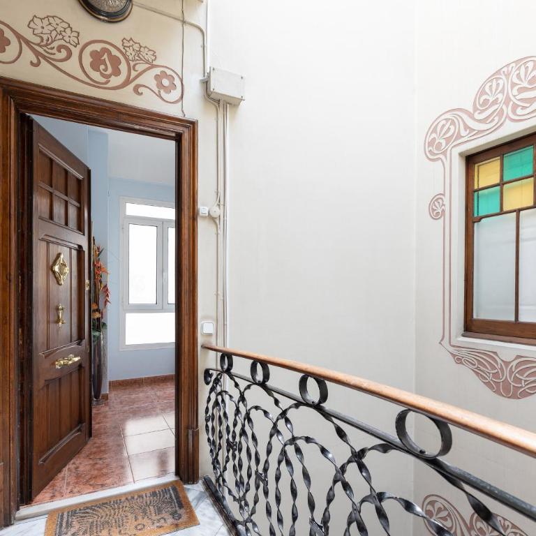 ApartEasy - Modernist flat in Eixample center - Three-Bedroom Apartment - 29
