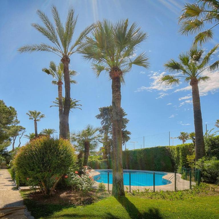 Upstays Sea View Pool Terrace 75m Apartment - Appartement - 33