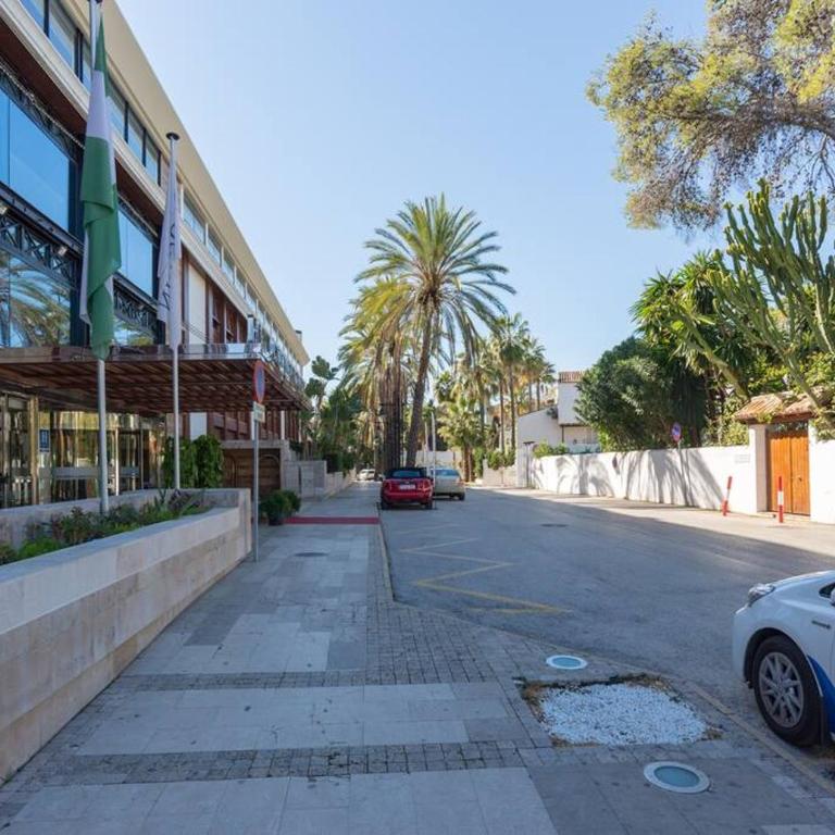 Incredible luxury location in Puerto Banús beach for families - Apartamento de 3 dormitorios - 72