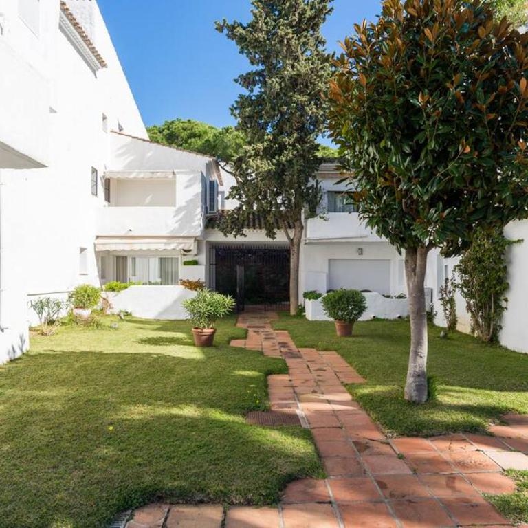 Incredible luxury location in Puerto Banús beach for families - Apartamento de 3 dormitorios - 59