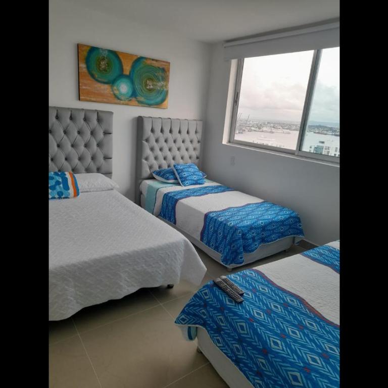 2 Bedroom Beachfront Apartment 2P1-Al4 With Pool And WIFI - Apartment - 8