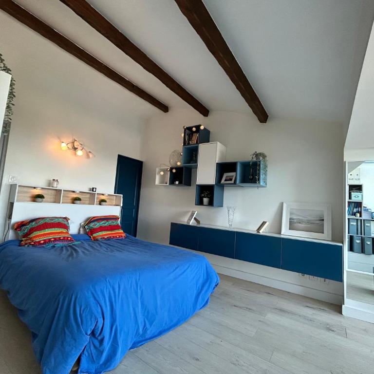 maison entièrement climatisée vue d'exception mer et rade de Marseille avec piscine 8 personnes - Villa - 26