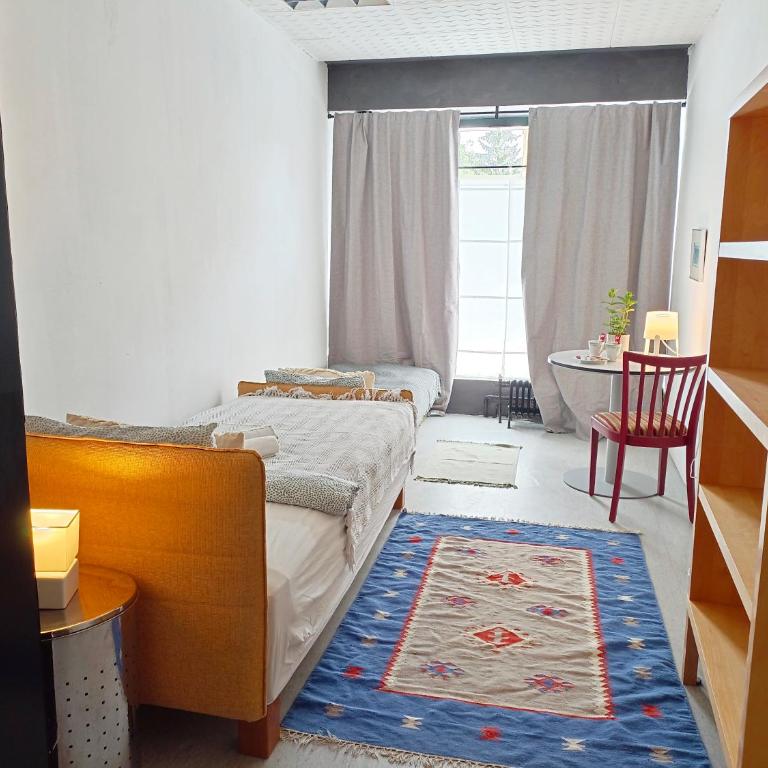 Lounge-Style-Hostel - Zweibettzimmer mit Gemeinschaftsbad - 3