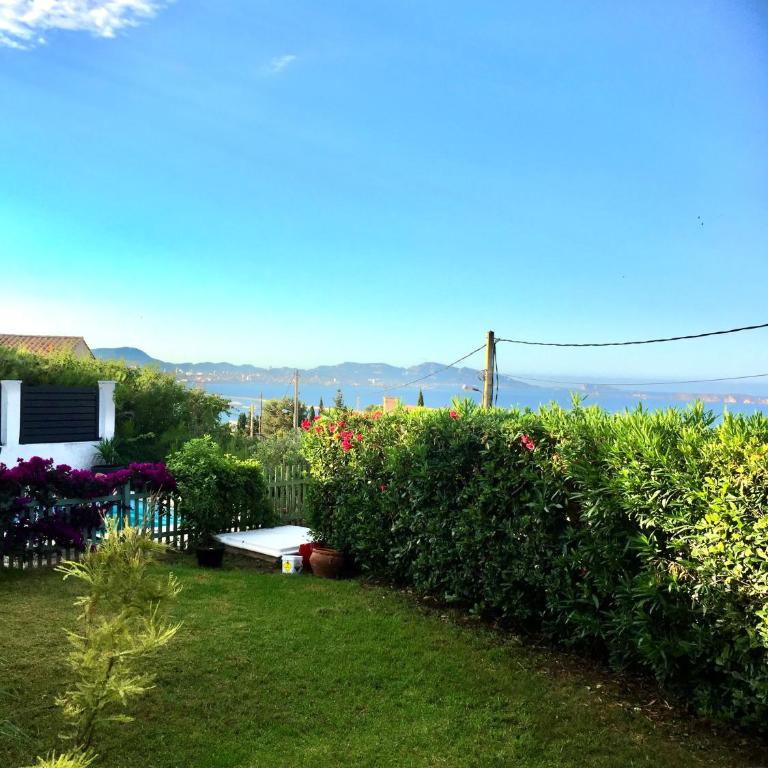 maison entièrement climatisée vue d'exception mer et rade de Marseille avec piscine 8 personnes - Villa - 35