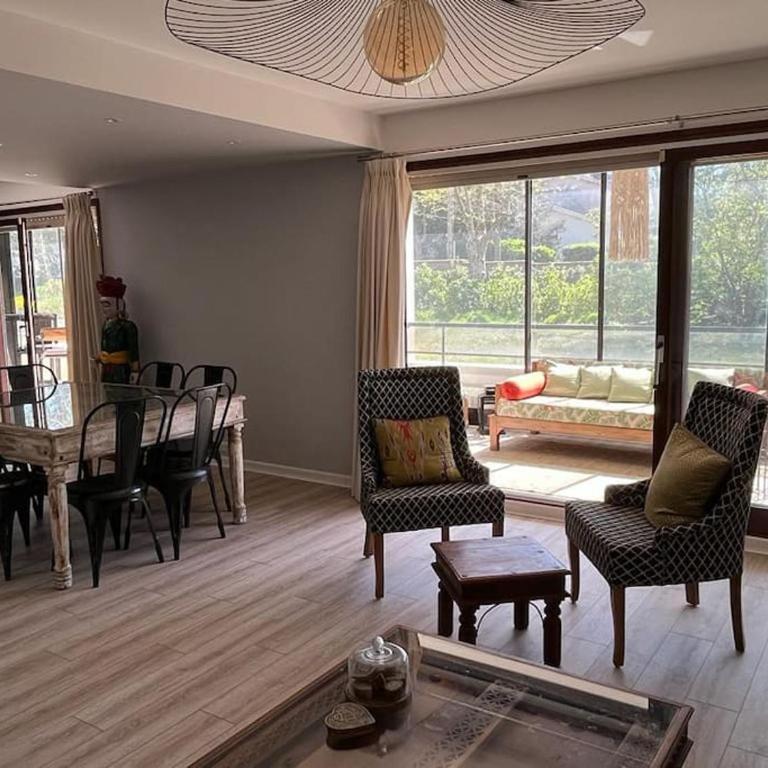 Superbe T5 2mn à pied de l'océan - Appartement - 7