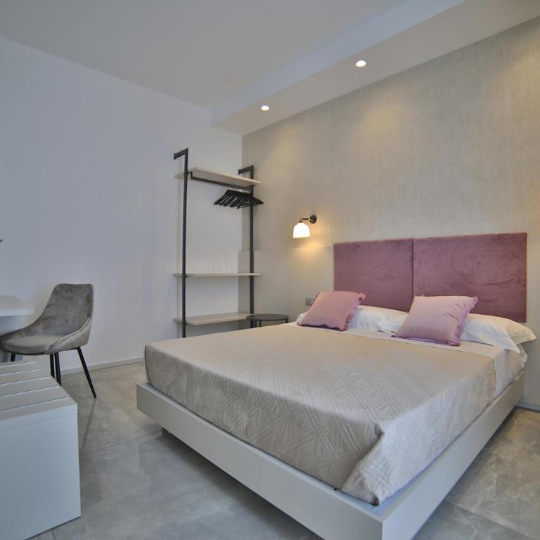 Calaluna Rooms - Double Room with Garden View - 9