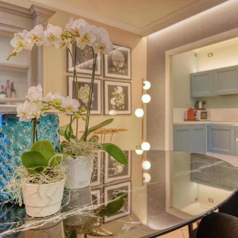 Palazzo della Scala Hotel - Luxury Suites & Spa - Two-Bedroom Suite with Private Pool and Garden - 4