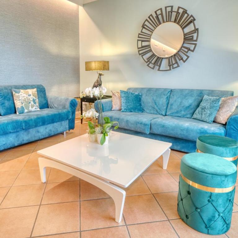 Palazzo della Scala Hotel - Luxury Suites & Spa - Two-Bedroom Suite with Private Pool and Garden - 7