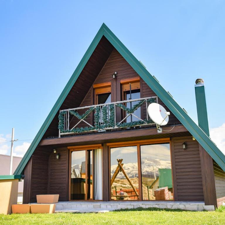 Villa Piece of Soul Zabljak - Three-Bedroom House - 1