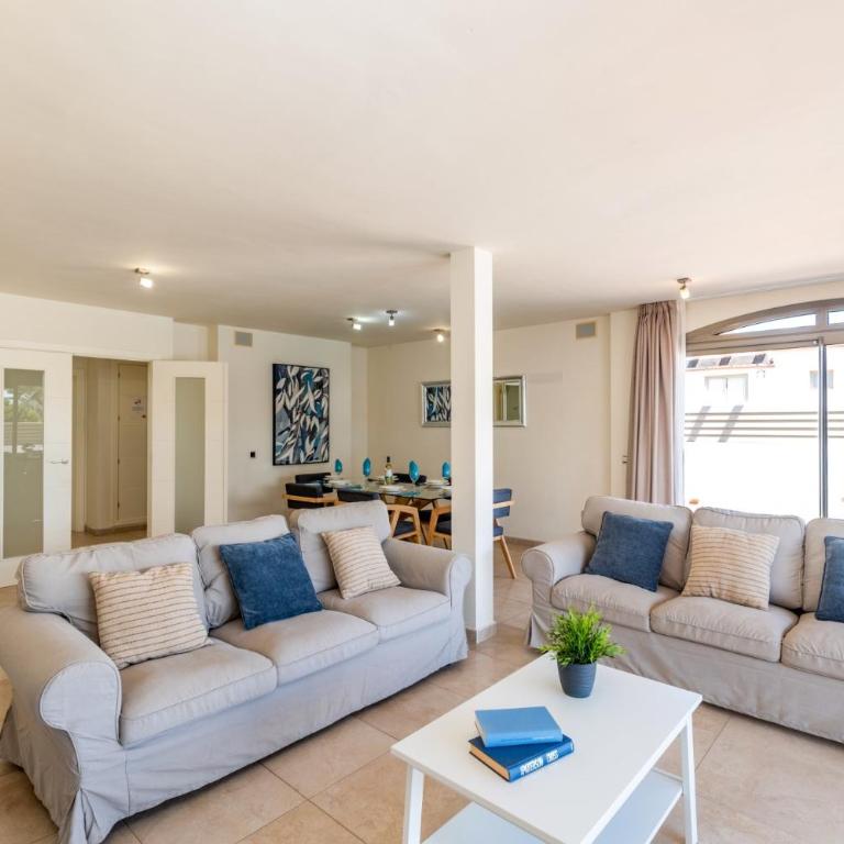 Villa Sirena by Villa Plus - Villa - 5