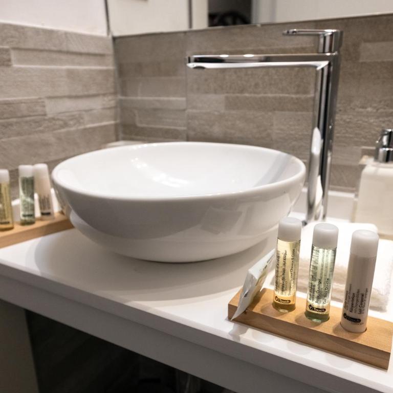 Barcaccia Luxury Suites - Suite Queen - 2