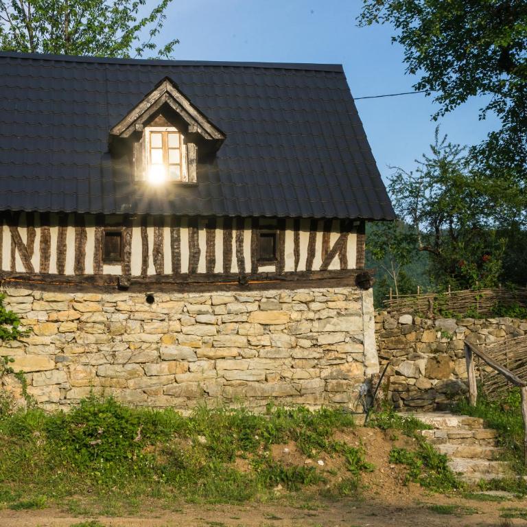 Djurdjevina Family Farm - Vikendica - 12