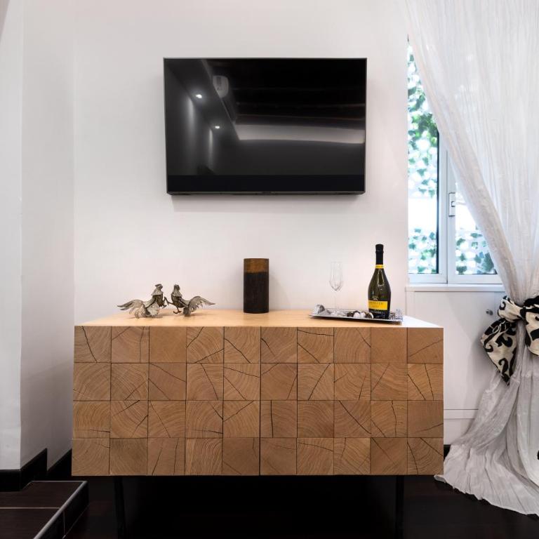 Barcaccia Luxury Suites - Suite Queen - 4