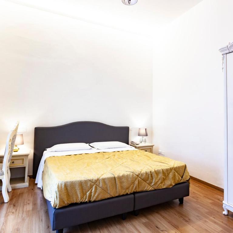Hotel St. James - Superior Double or Twin Room - 6