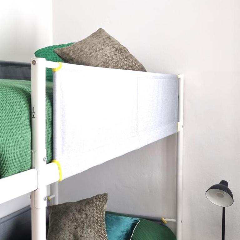 Guesthouse Tree Rooms Industrial - Camera Standard Doppia con Letti Singoli con Bagno in Comune - 5