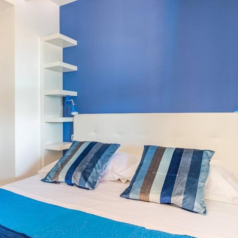 Villa Luisa Il Giardino sul mare - Three-Bedroom Villa - 3