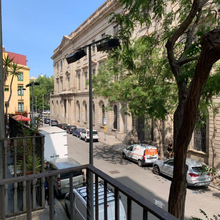 Hermoso piso en el centro de Barcelona - Two-Bedroom Apartment - 10