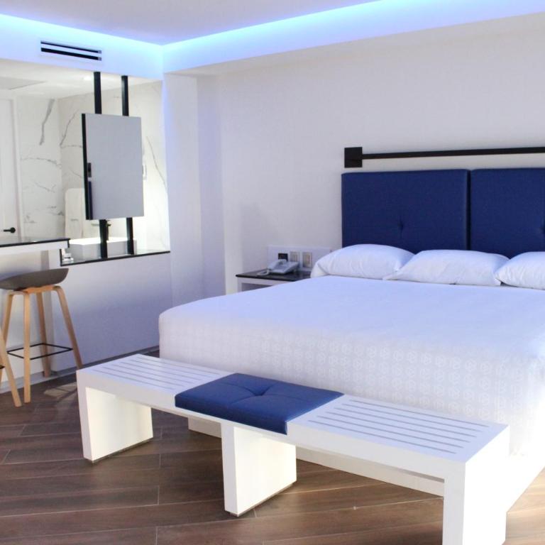 WeEnjoy Hotels Aeropuerto CDMX - Standard Suite - 9