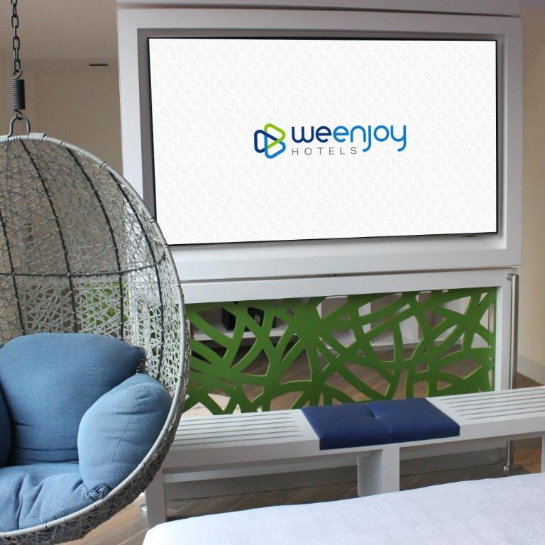 WeEnjoy Hotels Aeropuerto CDMX - Deluxe Suite with Spa Bath - 1