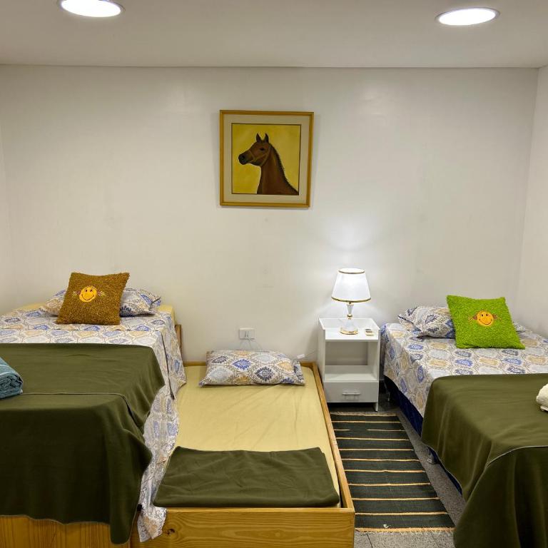 Departamento Completo, 3 habitaciones. Excelente ubicación - Apartamento de 3 dormitorios - 23