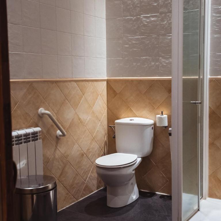 San Sebastián DOT Rooms - Habitación Doble con baño compartido - 2 camas - 10