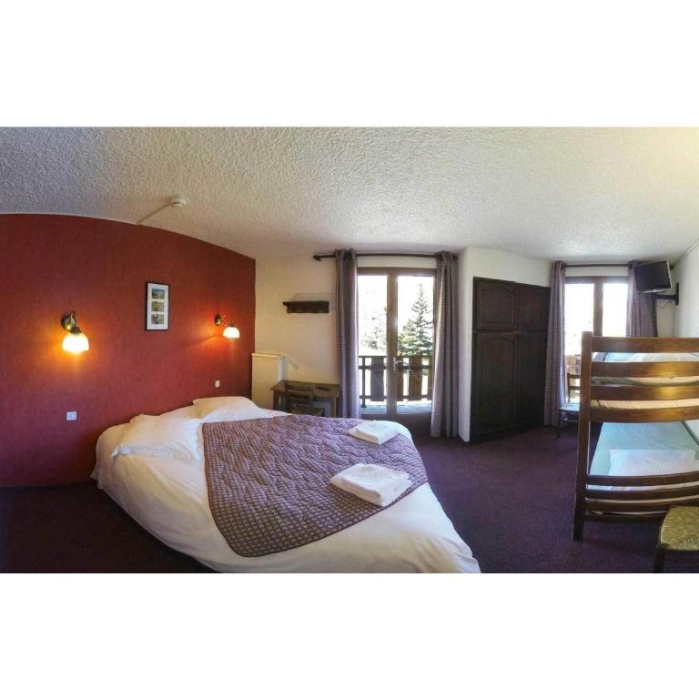 Hôtel les Gardettes - Chambre Quadruple avec Balcon - 4