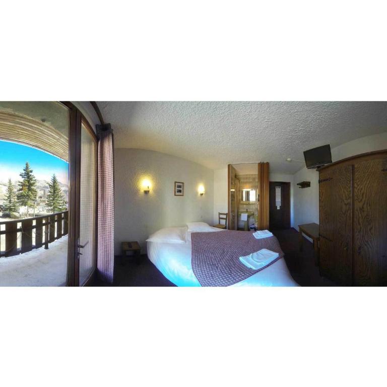 Hôtel les Gardettes - Chambre Double avec Balcon - 2
