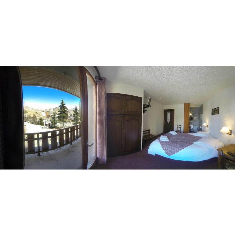 Hôtel les Gardettes - Chambre Double avec Balcon - 6