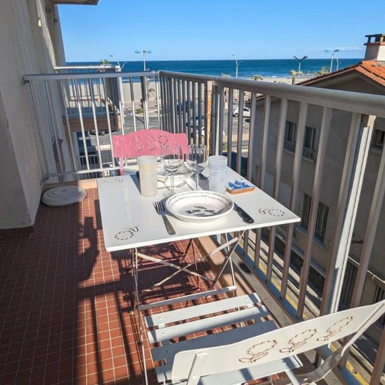 Appartement rénové avec vue mer - 4 pers. - FR-1-696-39 - Apartment - 1